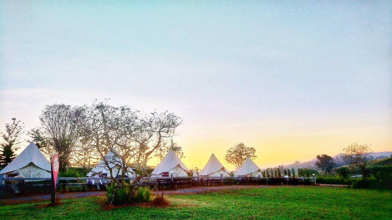 Hotel Kondee Cino Cafe & Glamping Amphoe Amphoe Khao Kho Exterior foto